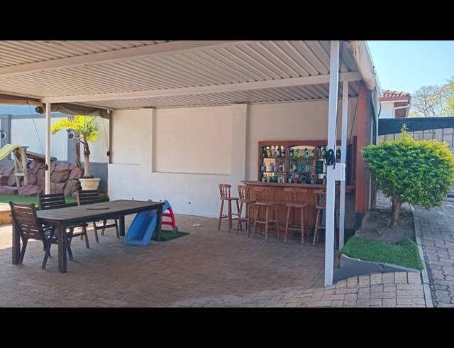 4 BEDROOM HOUSE FOR SALE IN MALVERN